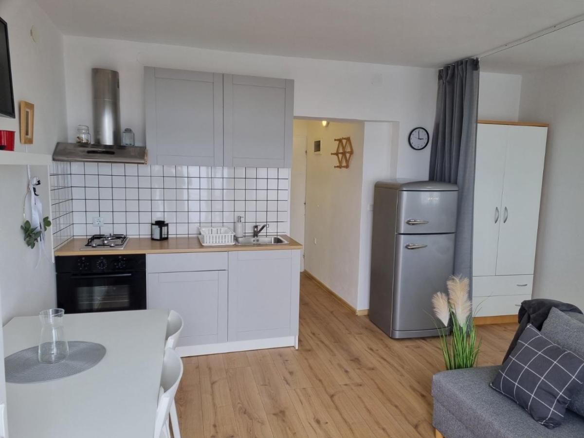 Apartmani Mali セルツェ エクステリア 写真