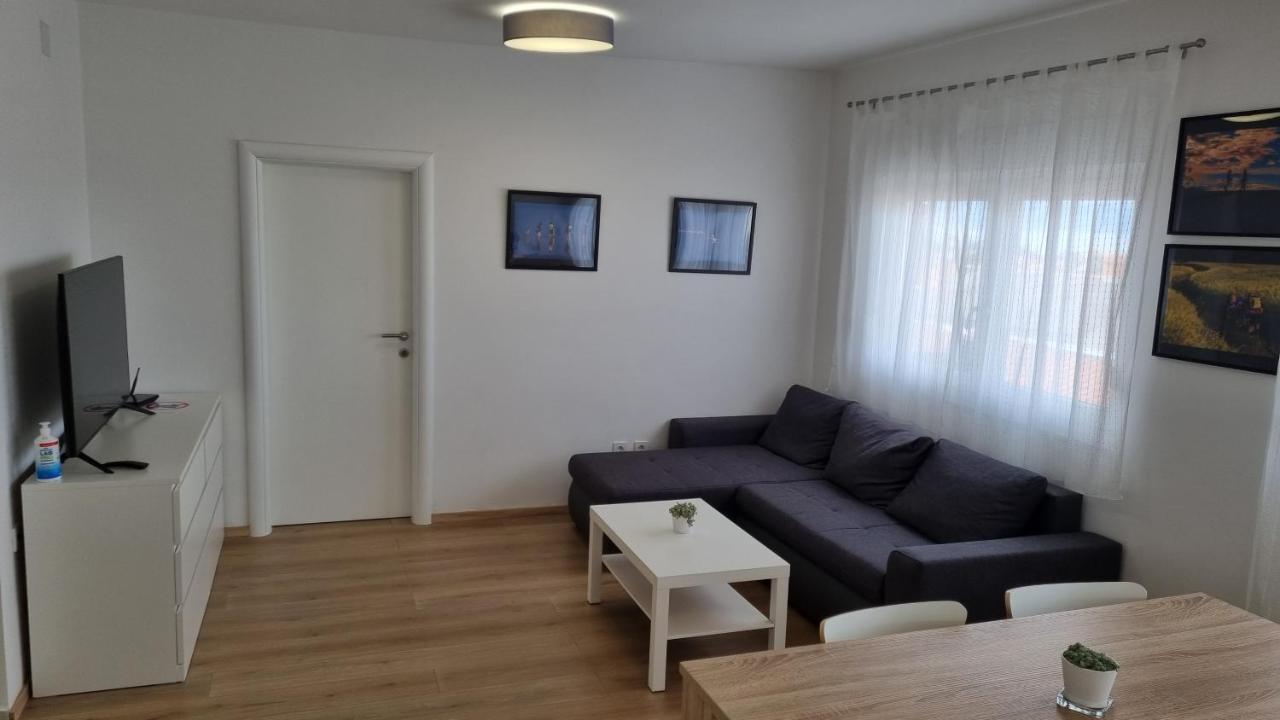 Apartmani Mali セルツェ エクステリア 写真